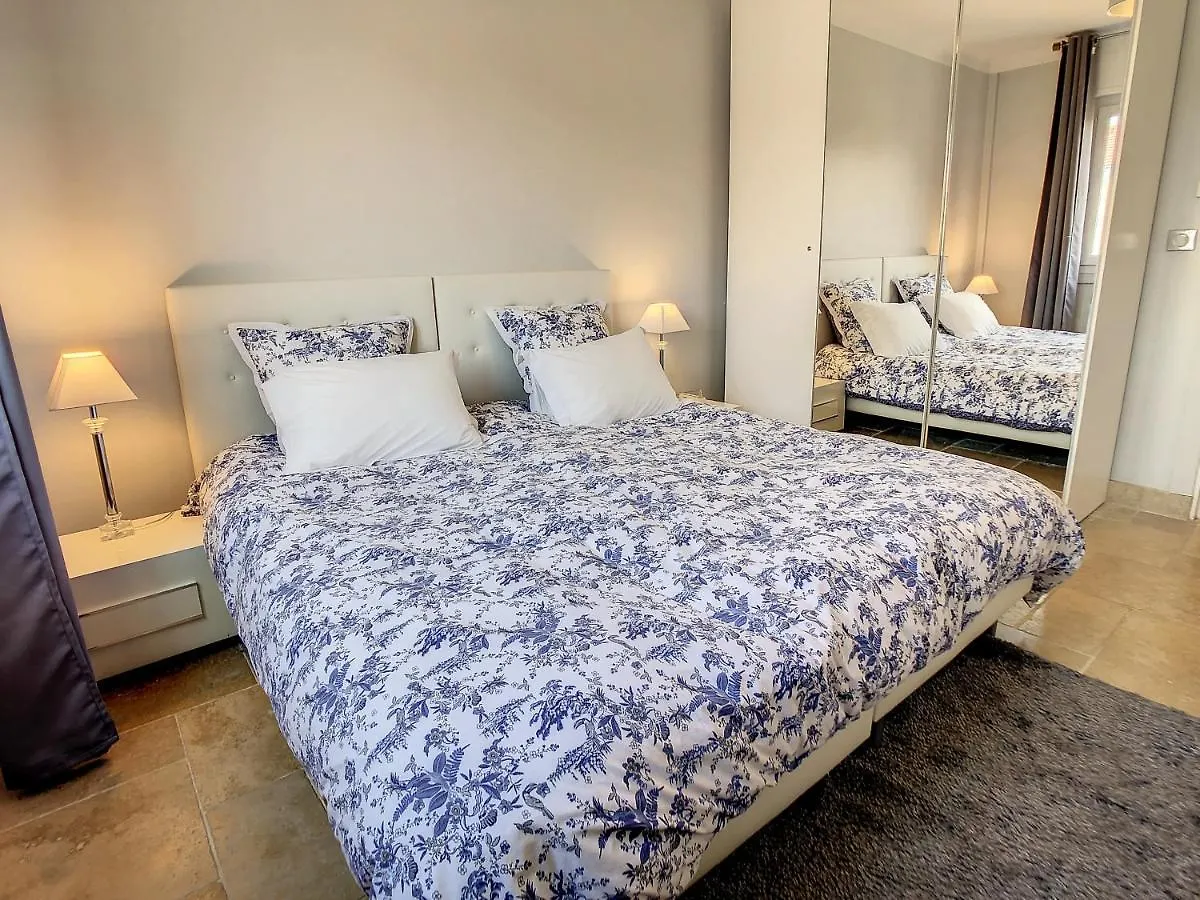 Daire 1 Bedroom Rue D'Antibes , 1 Min From The Croisette, 5 Mins From The Palais 202 Cannes